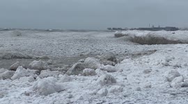 Winter storm turns Chicago's Lake Michigan into slushy ice