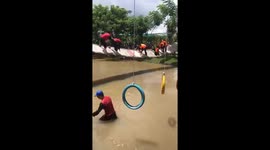 Hilarious game has people trying to shake opponents off a bridge until fall into water