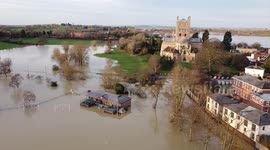 Flooding hits Gloucestershire after heavy rain