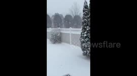 US: Major Winter Storm Dumps Heavy Snow On Northeast 3