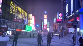 Times Square pummeled with massive snow