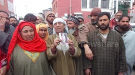 Family from Laharwalpora of district Bandipora assembled at press colony srinagar hold protest demanding justice for her daughter who was allegedly killed by her In-Laws