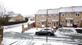 Timelapse of snow in Derbyshire melting faster than it can settle