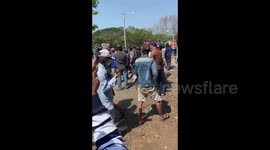 Myanmar: Police Fire Gunshots To Disperse Anti-Coup Protesters In Nay Pyi Taw