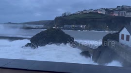 Mevagissey Waves