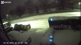 Beast from the East 2 - Idiot trying to slalom on ice crashes car into wall