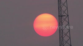Proof that the sun does not go down in a straight line at sunset.