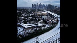 US: Historic Arctic Blast Brings Heavy Snowfall To Texas 6