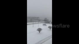 US: Heavy Snow Blankets Arkansas, Causing Power Outages And Flight Cancellations