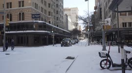 Extreme winter weather covers San Antonio Texas in snow
