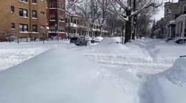 Chicago buried by foot-plus snowfall