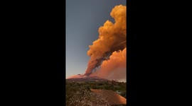 Amazing footage of Mount Etna erupting, huge volcanic plume with lava spewing hundreds of feet into the sky