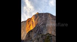 US: Yosemite National Park 2021 Firefall