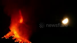 Italy's super powerful eruption of Mount Etna