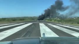 Mexican air force plane crashes killing all six onboard