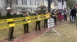 Protesters and a mariachi gather at Ted Cruz’s Houston house demanding his resignation