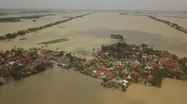 Harrowing images from monsoon flood that slammed Indonesia's capital