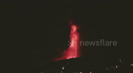 Fifth eruption in one week sees 1km-high lava fountain above Mount Etna