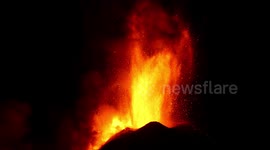 Stunning Etna Volcano erupt in Italy