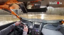 UTV Almost Goes Under Floodwater