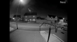 Meteor lights up night sky with sightings of 'fireball' reported across the UK