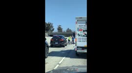 Traffic on California highway comes to standstill as two motorists engage in fistfight