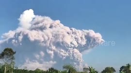 Indonesia: Mt. Sinabung Eruption Spews Ash Cloud In North Sumatra 4