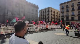 Healthcare workers protest in Barcelona to demand better working conditions during Covid19