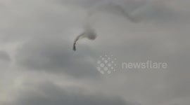 Stunt plane crashes at UK airshow +WARNING+