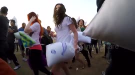 Huge pillow fight flashmob in Seoul