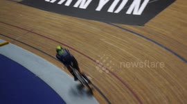 02 May 2015 Alex Dowsett breaks UCI hour record at Manchester Velodrome UK