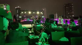 I saw a fancy women's dance on a Thai cruise ship for the first time on a foreign trip.