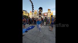 Fans demand 'justice' after investigation launched into Diego Maradona's death