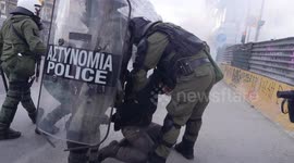 Greece student rallies: Protesters attack police with petrol bombs