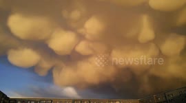 Unusual mammatus cloud formation delights Berlin residents as it passes over city