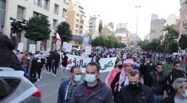 Lebanon: Hundreds rally over poor living conditions in Beirut