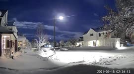 Timelapse shows build-up of snow during historic blizzard in Colorado