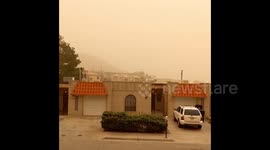 US: Dust Storm Turns Sky Orange, Causing Poor Visibility In El Paso, Texas 3