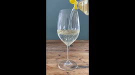 'Dutch Man Teaches How to Make a Lava Lamp Cocktail at Home'