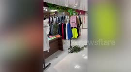 Japan quake shakes shopping mall as locals fall to the ground for protection