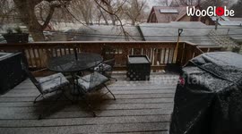 Two-day timelapse shows US house slowly become overwhelmed with snow