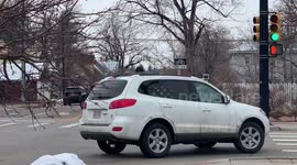 SWAT Heads to 17th St in Boulder Colorado to Look For Possible Second Suspect in Boulder King Soopers Shooting
