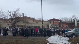 Boulder locals gather to mourn King Sooper victims at mass shooting location