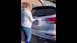 'Soldier Surprises Family by Returning Home for Christmas'
