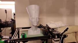 Awesome timelapse shows 3D printer creating bust of Queen Nefertiti