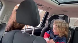 Kids adorable reaction to feeding elk at drive-through safari