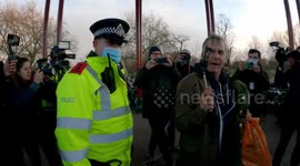 Man heckled by women at Sarah Everard Vigil during his speech, then moved by police