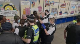 Police Called to Canning Town Station after alleged racist attack