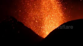 Etna is erupting now 31 March 2021 10.30 pm utc