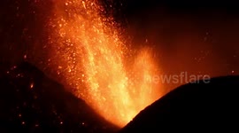 Etna Eruption of 1 April 2021 1/4